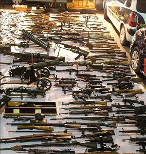 EL LUCRATIVO NEGOCIO ARMAMENTISTA